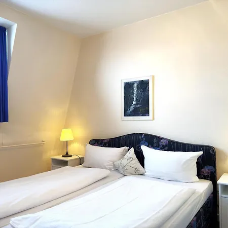 Objekt-nr 171 - - Kaiserallee *