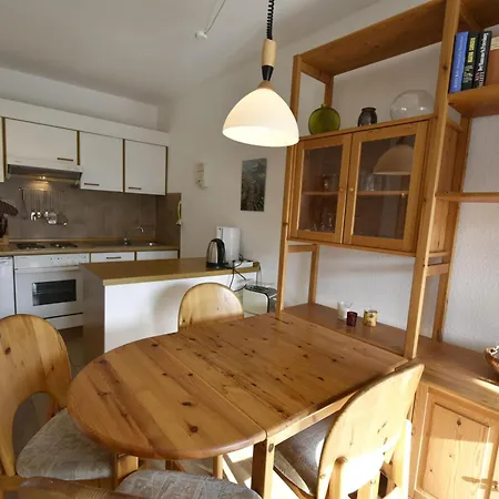 Objekt-nr 171 - - Kaiserallee * Lubecca